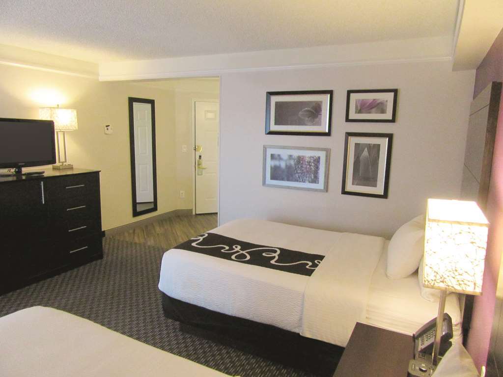 La Quinta By Wyndham Las Vegas Summerlin Tech Hotel Ruang foto