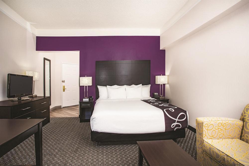 La Quinta By Wyndham Las Vegas Summerlin Tech Bagian luar foto